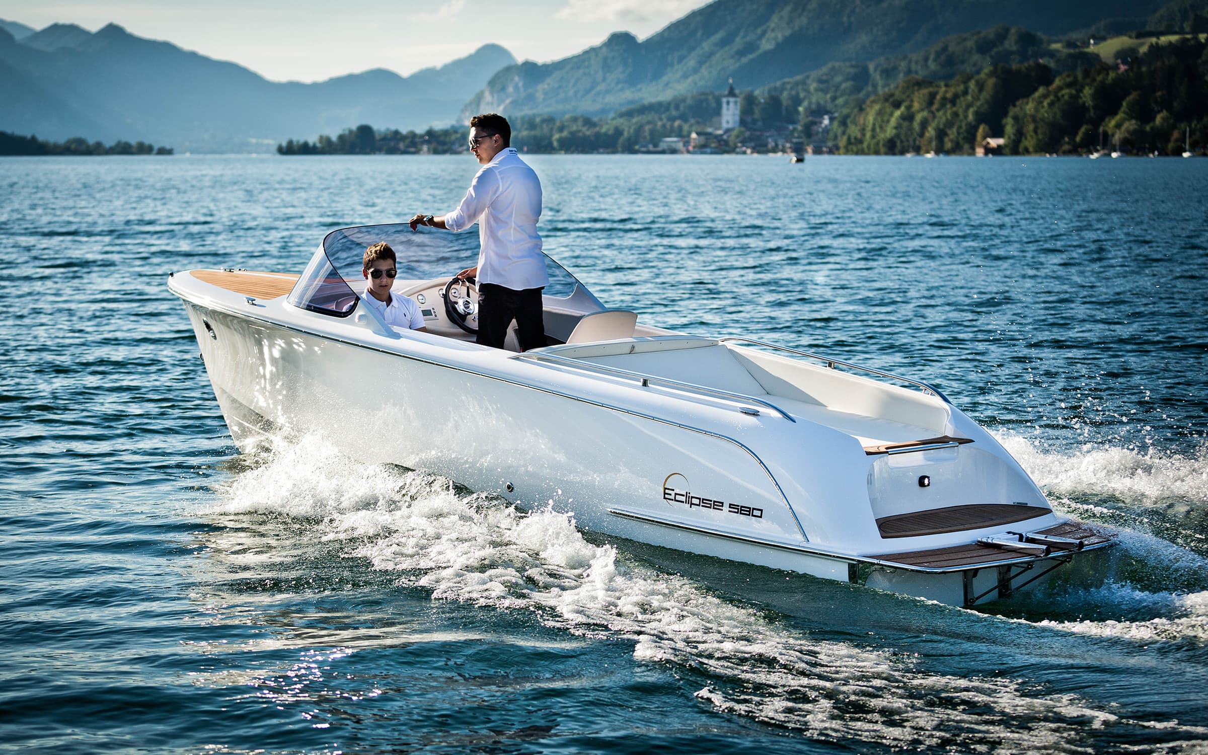 Marian Boats Eclipse 580 — variant 1